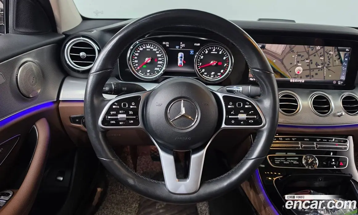 Mercedes-Benz E-Class 2019 2.0 автомат (гидро), фото 13 Mercedes-Benz E-Class 2019 2.0 автомат (гидро), фото 13