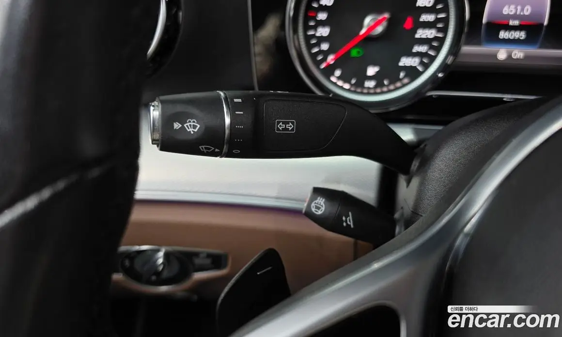 Mercedes-Benz E-Class 2019 2.0 автомат (гидро), фото 14 Mercedes-Benz E-Class 2019 2.0 автомат (гидро), фото 14