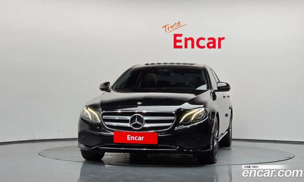 Mercedes-Benz E-Class 2019 2.0 автомат (гидро), фото 3 Mercedes-Benz E-Class 2019 2.0 автомат (гидро), фото 3