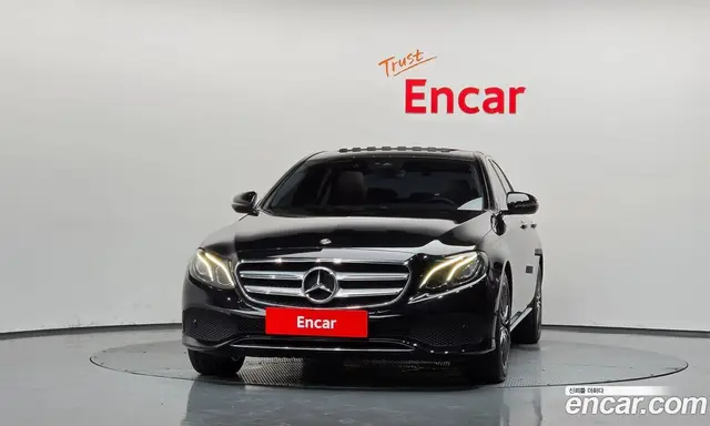 Mercedes-Benz E-Class 2019 2.0 автомат (гидро), миниатюра 3 Mercedes-Benz E-Class 2019 2.0 автомат (гидро), миниатюра 3
