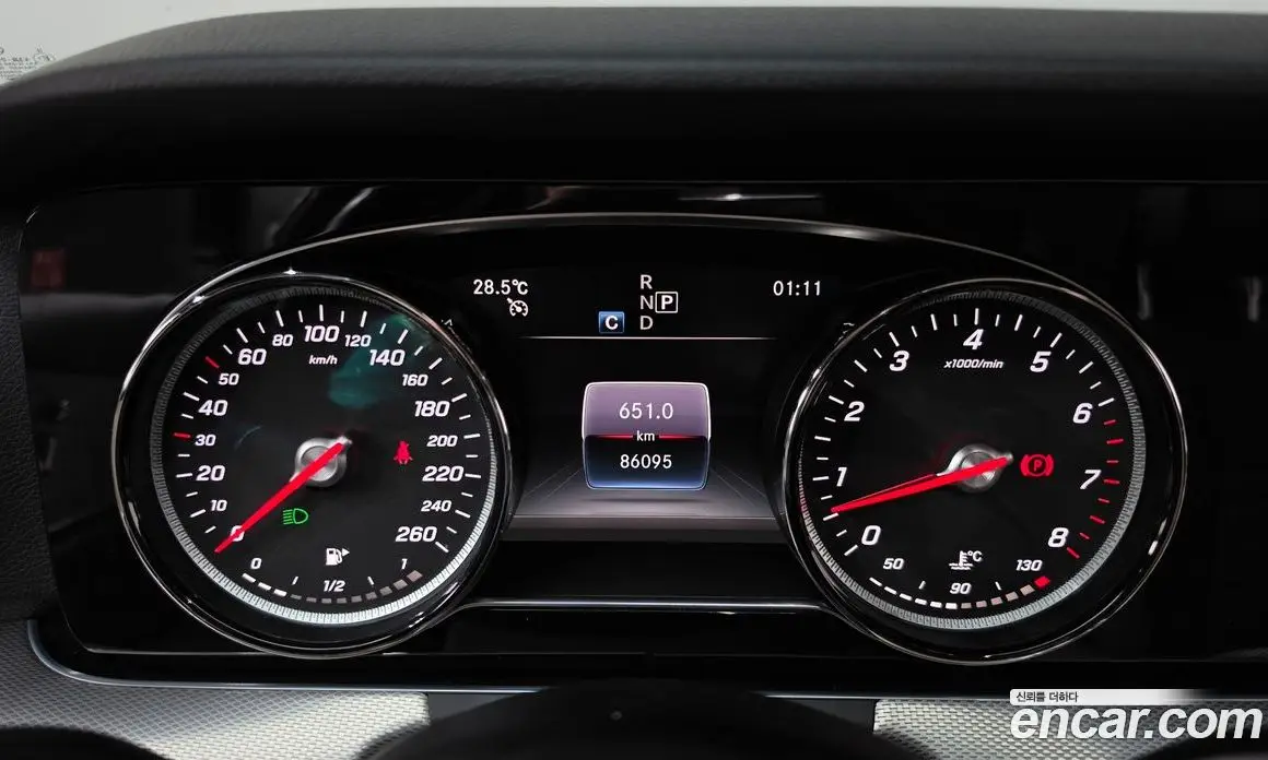 Mercedes-Benz E-Class 2019 2.0 автомат (гидро), фото 8 Mercedes-Benz E-Class 2019 2.0 автомат (гидро), фото 8