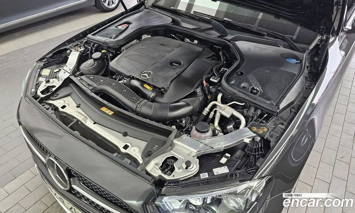 Mercedes-Benz E-Class 2021 2.0 автомат (гидро), фото 6 Mercedes-Benz E-Class 2021 2.0 автомат (гидро), фото 6
