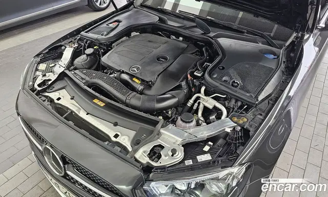 Mercedes-Benz E-Class 2021 2.0 автомат (гидро), миниатюра 6 Mercedes-Benz E-Class 2021 2.0 автомат (гидро), миниатюра 6