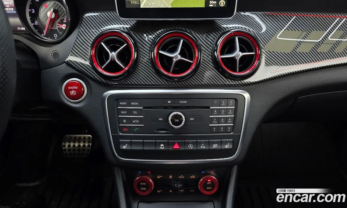 Mercedes-Benz GLA-Class 2016 2.0 автомат (гидро), фото 15 Mercedes-Benz GLA-Class 2016 2.0 автомат (гидро), фото 15