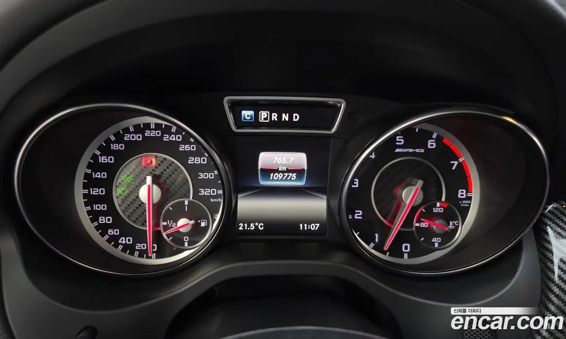 Mercedes-Benz GLA-Class 2016 2.0 автомат (гидро), фото 8 Mercedes-Benz GLA-Class 2016 2.0 автомат (гидро), фото 8