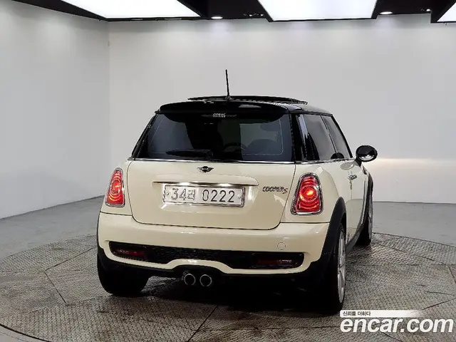 Mini Cooper 2011 1.6 автомат (гидро), миниатюра 3