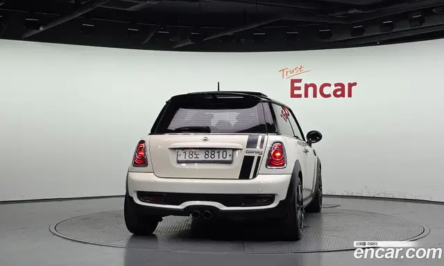 Mini Cooper 2011 1.6 автомат (гидро), миниатюра 4