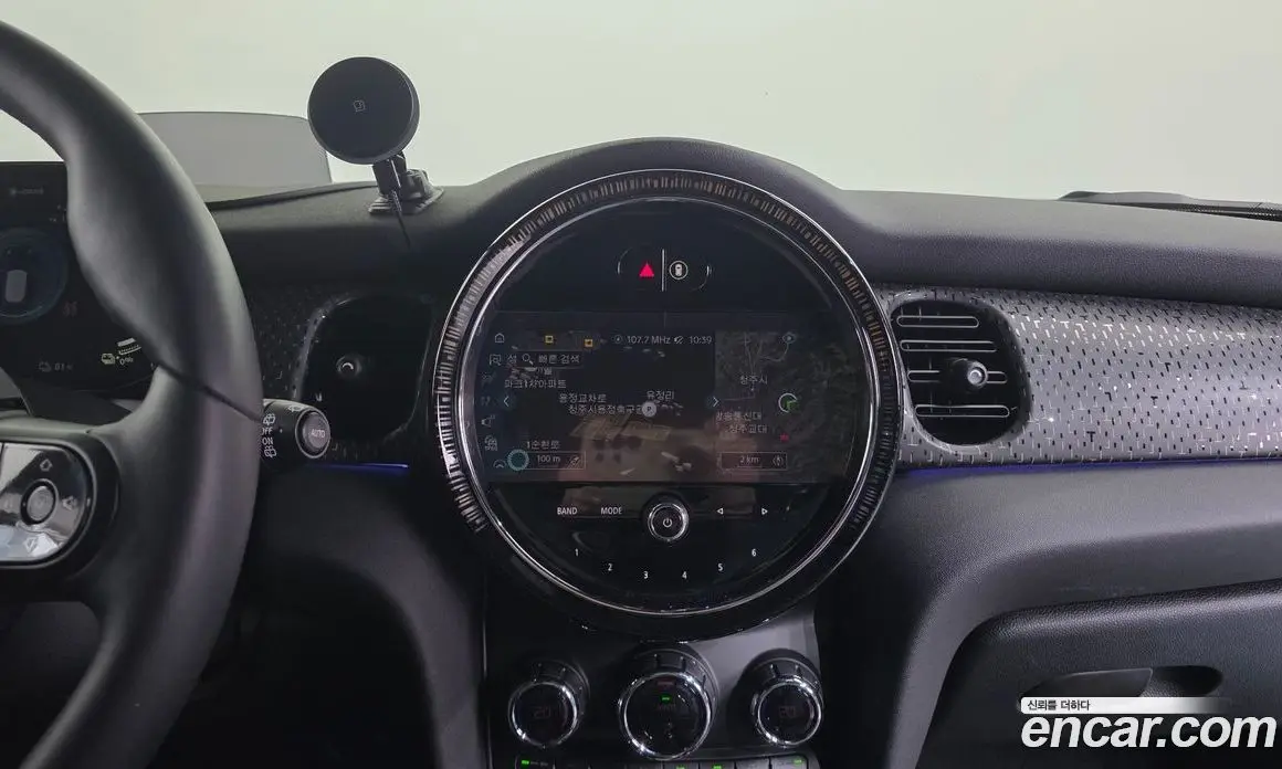 Mini Cooper 2023 автомат (гидро), фото 14