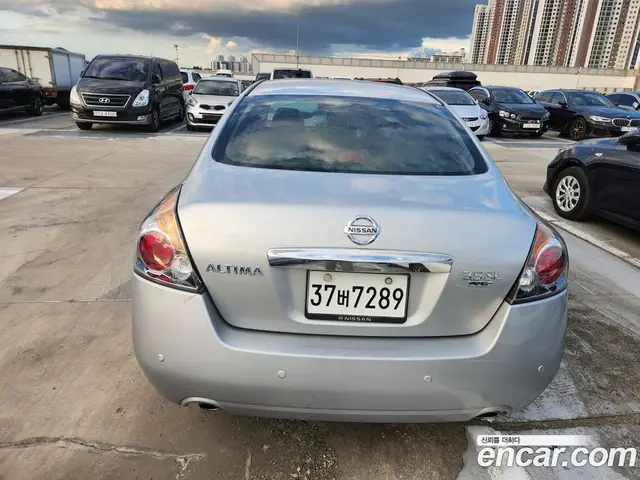 Nissan Altima 2010 3.5 автомат (вариатор), миниатюра 3