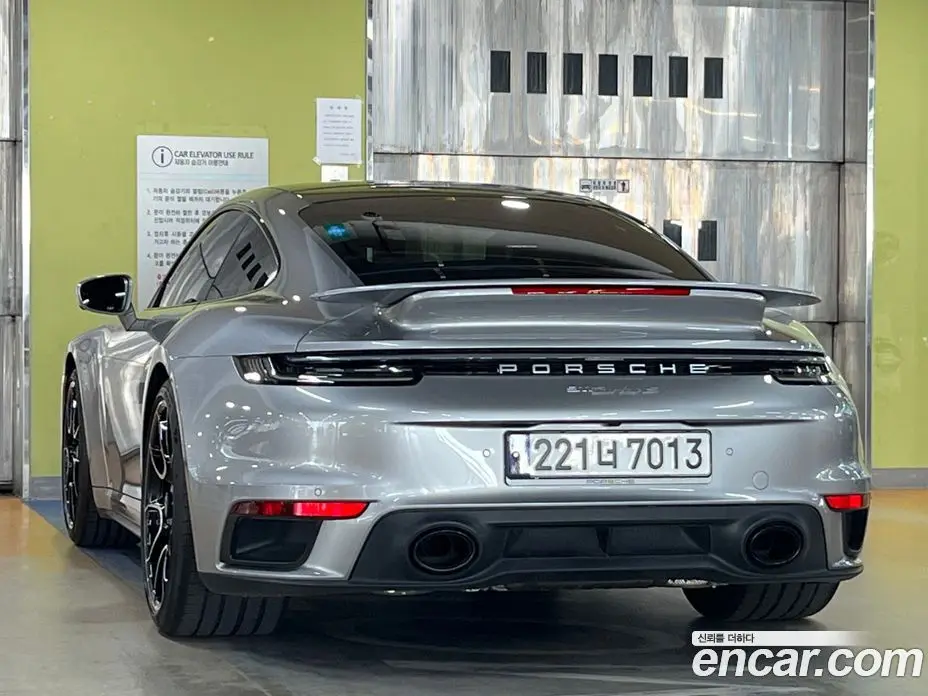 Porsche 911 2023 3.7 автомат (гидро), фото 5