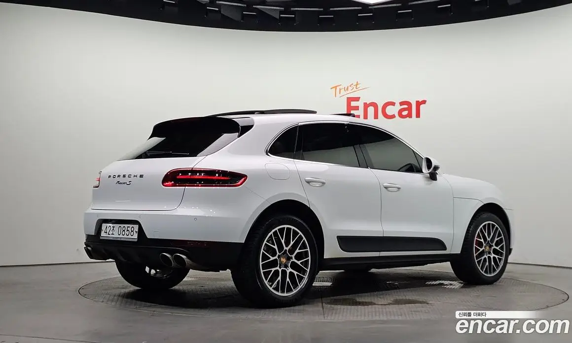 Porsche Macan 2016 3.0 автомат (гидро), фото 2 Porsche Macan 2016 3.0 автомат (гидро), фото 2