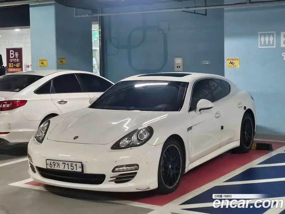 Porsche Panamera 2011 4.8 автомат (гидро), фото 3 Porsche Panamera 2011 4.8 автомат (гидро), фото 3