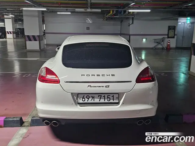 Porsche Panamera 2011 4.8 автомат (гидро), миниатюра 6 Porsche Panamera 2011 4.8 автомат (гидро), миниатюра 6