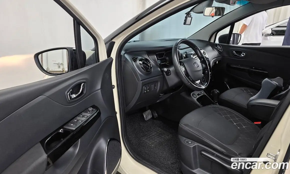 Renault (Samsung) QM3 2014 1.5 автомат (гидро), фото 10 Renault (Samsung) QM3 2014 1.5 автомат (гидро), фото 10