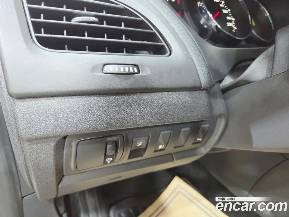 Renault (Samsung) SM3 2010 1.6 автомат (гидро), фото 13 Renault (Samsung) SM3 2010 1.6 автомат (гидро), фото 13