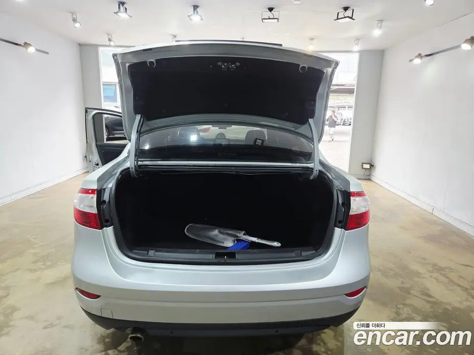 Renault (Samsung) SM3 2010 1.6 автомат (гидро), фото 3 Renault (Samsung) SM3 2010 1.6 автомат (гидро), фото 3
