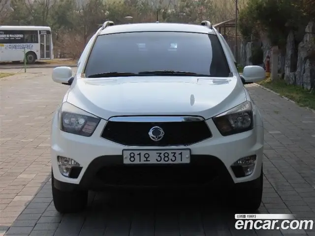 SsangYong Korando, 2014, 177 684 км