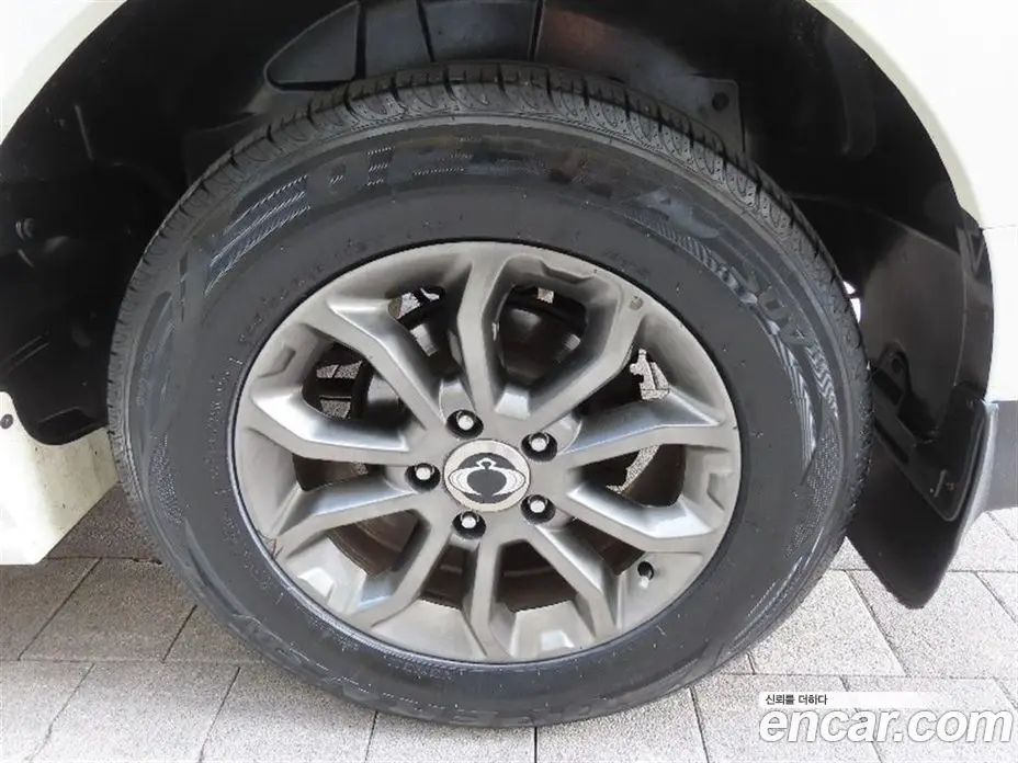 SsangYong Korando 2014 2.0 автомат (гидро), фото 17
