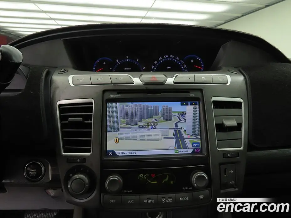 SsangYong Korando 2014 2.0 автомат (гидро), фото 11