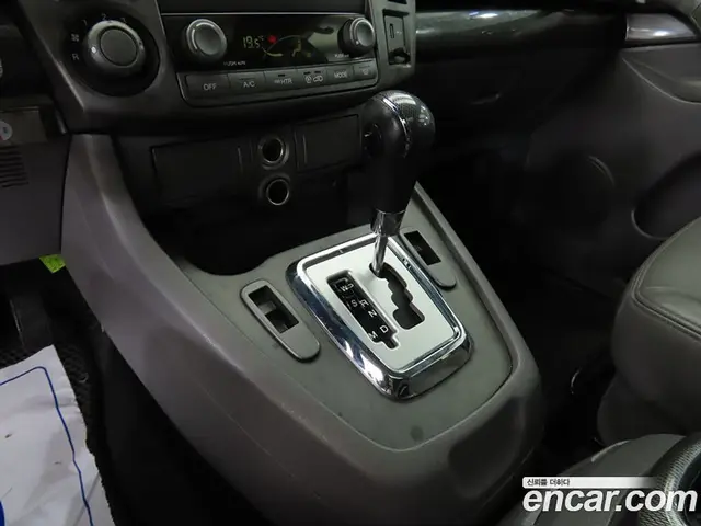 SsangYong Korando 2014 2.0 автомат (гидро), миниатюра 9