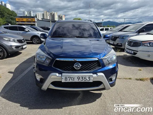 SsangYong Korando 2015 2.0 автомат (гидро), миниатюра 3