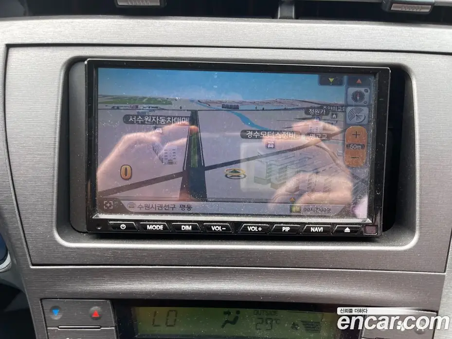 Toyota Prius 2013 1.8 автомат (гидро), фото 9 Toyota Prius 2013 1.8 автомат (гидро), фото 9