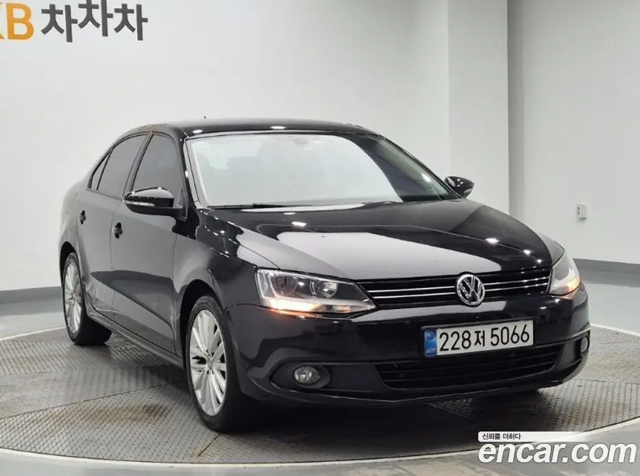 Volkswagen Jetta 2014 1.6 автомат (гидро), фото 2 Volkswagen Jetta 2014 1.6 автомат (гидро), фото 2