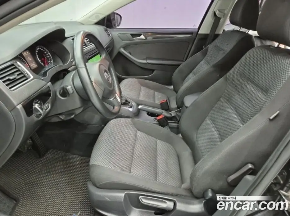 Volkswagen Jetta 2014 1.6 автомат (гидро), фото 11 Volkswagen Jetta 2014 1.6 автомат (гидро), фото 11