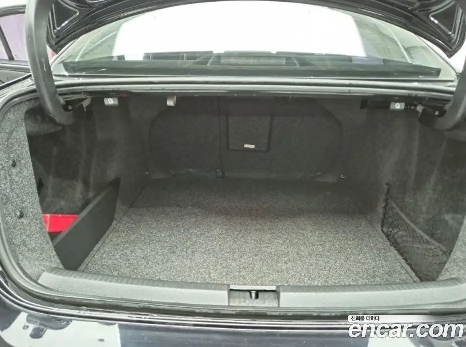 Volkswagen Jetta 2014 1.6 автомат (гидро), фото 16 Volkswagen Jetta 2014 1.6 автомат (гидро), фото 16
