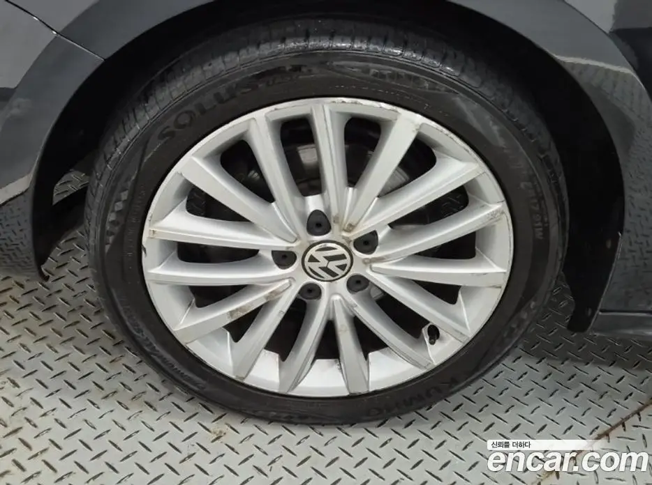 Volkswagen Jetta 2014 1.6 автомат (гидро), фото 17 Volkswagen Jetta 2014 1.6 автомат (гидро), фото 17