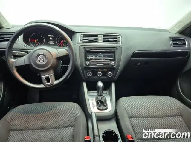 Volkswagen Jetta 2014 1.6 автомат (гидро), миниатюра 7 Volkswagen Jetta 2014 1.6 автомат (гидро), миниатюра 7