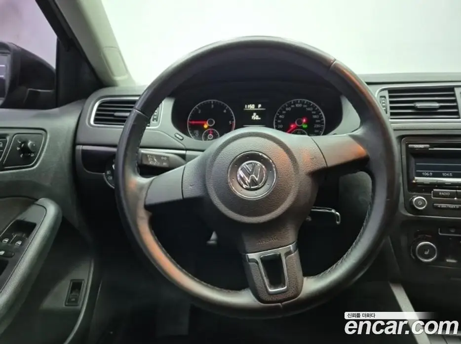Volkswagen Jetta 2014 1.6 автомат (гидро), фото 9 Volkswagen Jetta 2014 1.6 автомат (гидро), фото 9