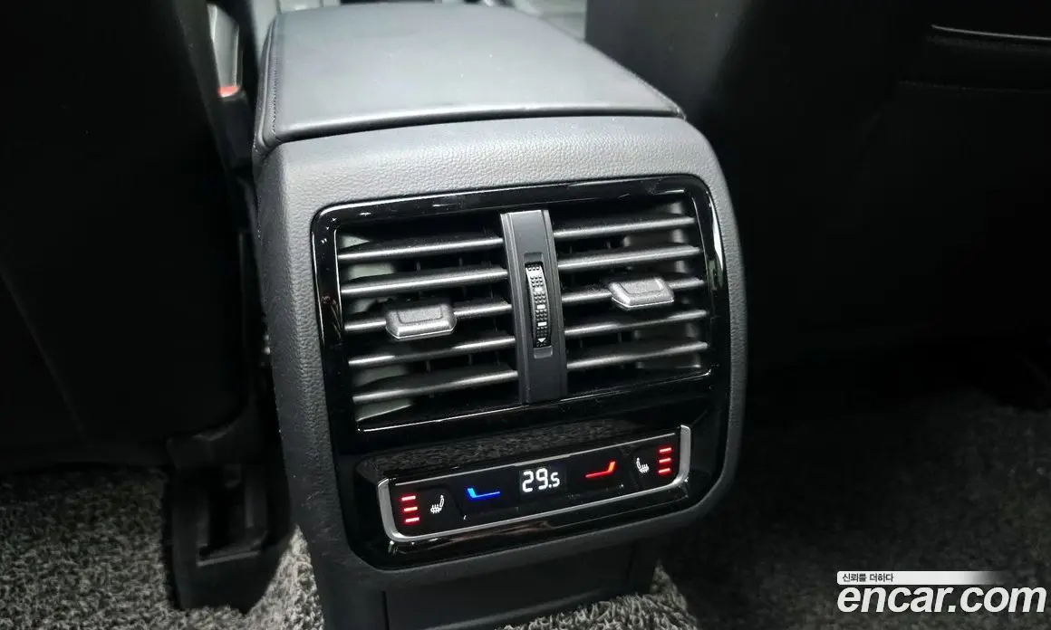 Volkswagen Passat 2022 2.0 автомат (гидро), фото 17
