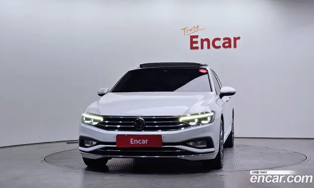 Volkswagen Passat 2022 2.0 автомат (гидро), миниатюра 3