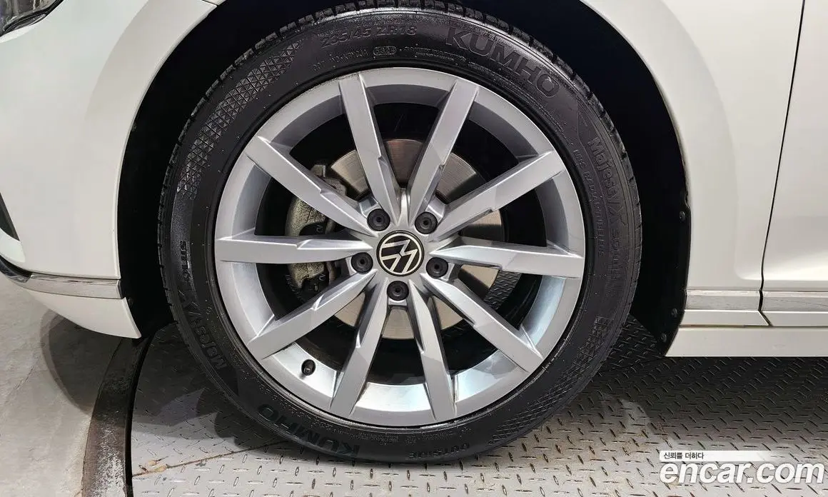 Volkswagen Passat 2022 2.0 автомат (гидро), фото 5