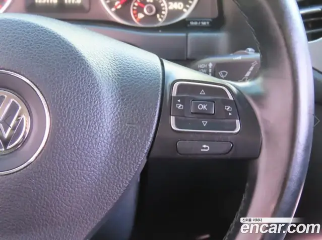Volkswagen Tiguan 2015 2.0 автомат (гидро), миниатюра 12