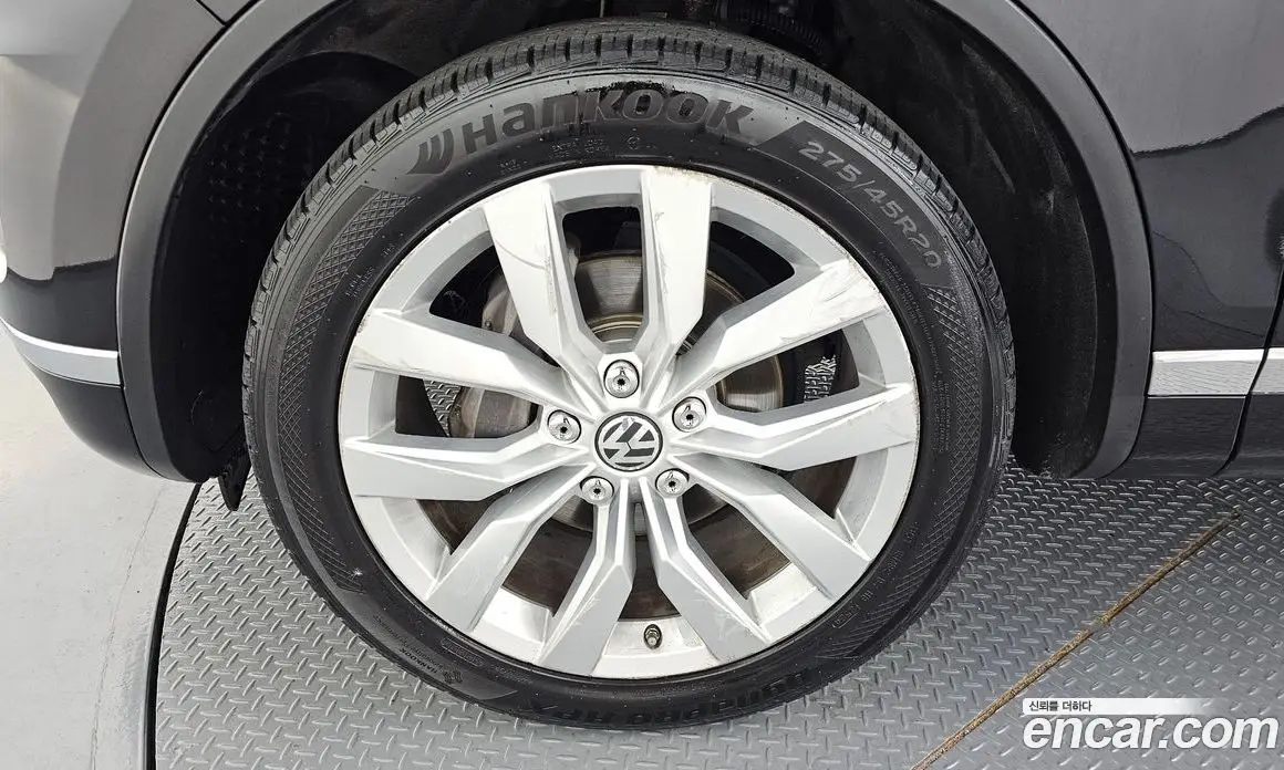 Volkswagen Touareg 2016 3.0 автомат (гидро), фото 5 Volkswagen Touareg 2016 3.0 автомат (гидро), фото 5