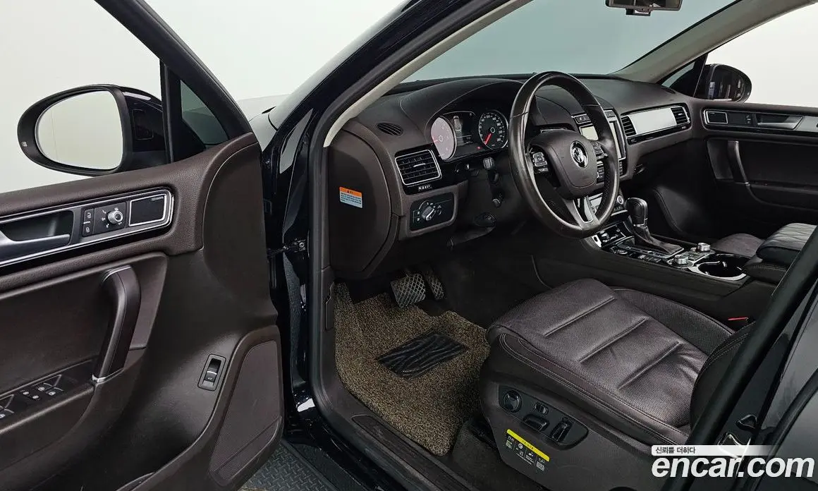 Volkswagen Touareg 2016 3.0 автомат (гидро), фото 10 Volkswagen Touareg 2016 3.0 автомат (гидро), фото 10