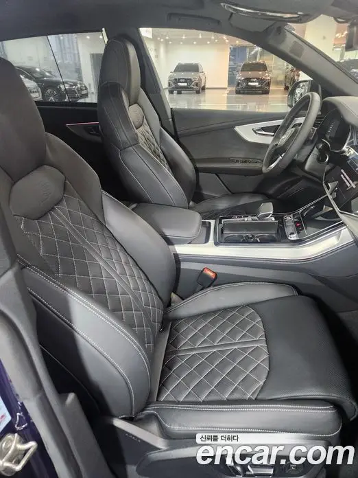 Audi Q8 2023 3.0 автомат (гидро), фото 7 Audi Q8 2023 3.0 автомат (гидро), фото 7