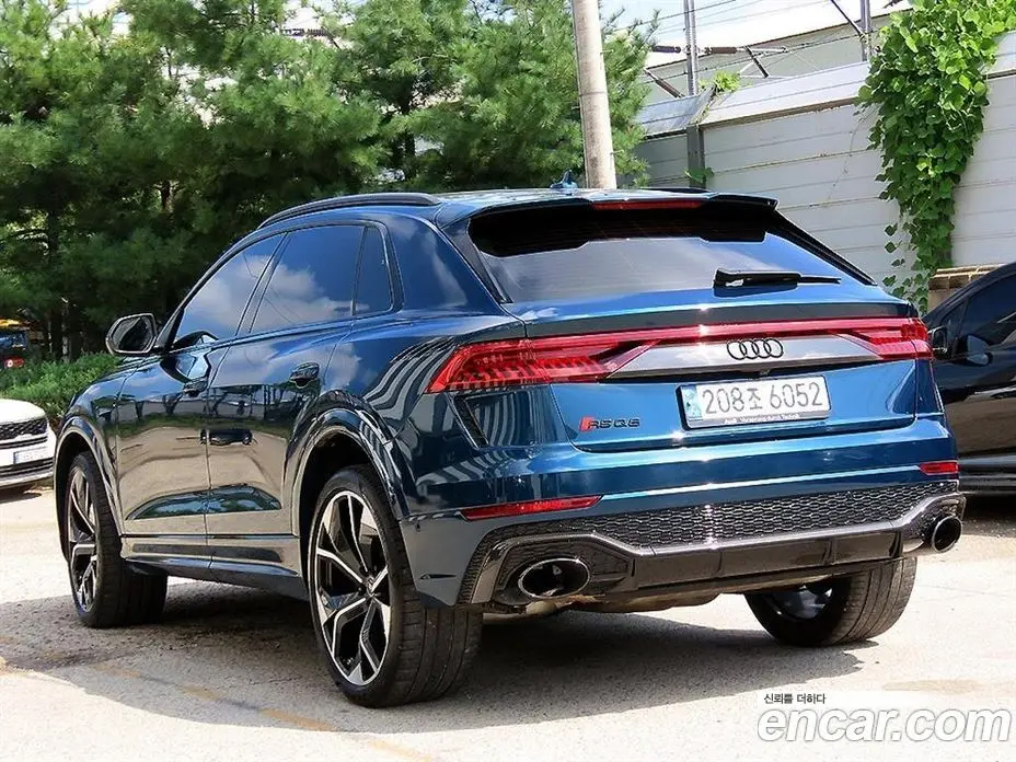 Audi RSQ8 2021 4.0 автомат (гидро), фото 3 Audi RSQ8 2021 4.0 автомат (гидро), фото 3