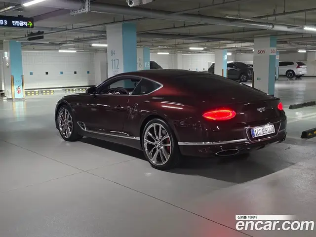 Bentley Continental, 2019, 73 000 км Bentley Continental, 2019, 73 000 км