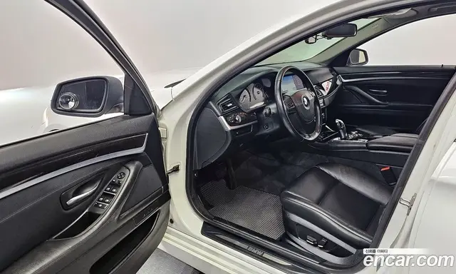 BMW 5 серия 2011 2.0 автомат (гидро), миниатюра 11