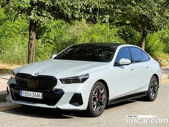 BMW 5 серия, 2026, 10 000 км