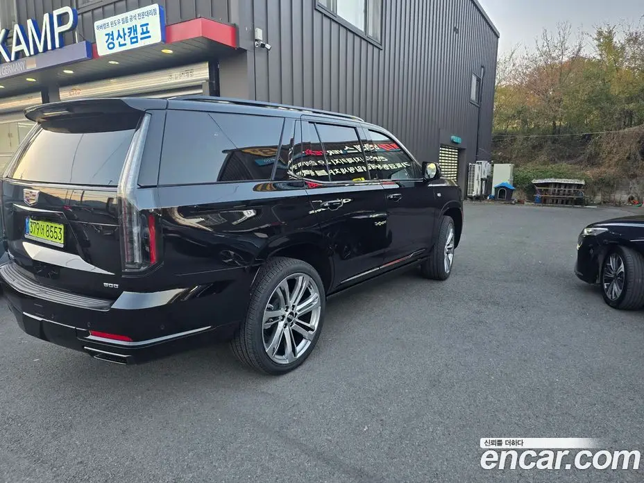 Cadillac Escalade 2025 6.2 автомат (гидро), фото 2 Cadillac Escalade 2025 6.2 автомат (гидро), фото 2