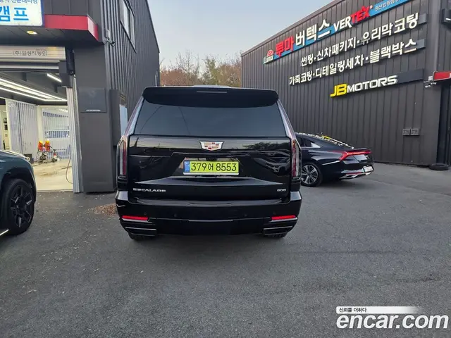 Cadillac Escalade 2025 6.2 автомат (гидро), миниатюра 3 Cadillac Escalade 2025 6.2 автомат (гидро), миниатюра 3