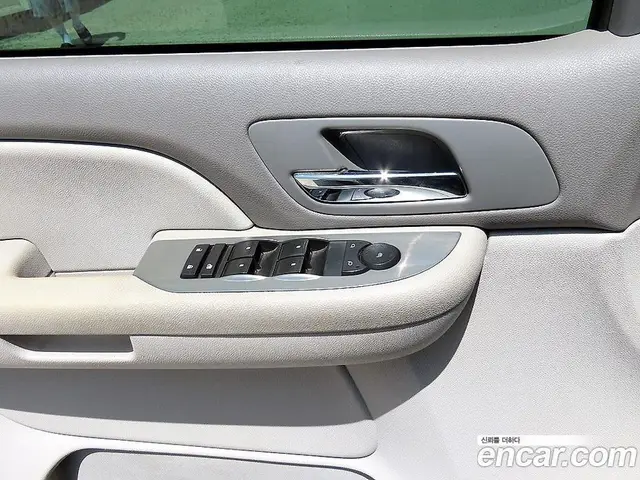 Chevrolet Avalanche 2008 5.3 автомат (гидро), миниатюра 11