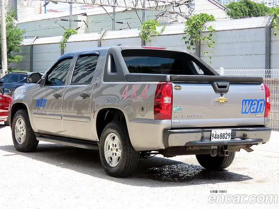 Chevrolet Avalanche 2008 5.3 автомат (гидро), фото 3