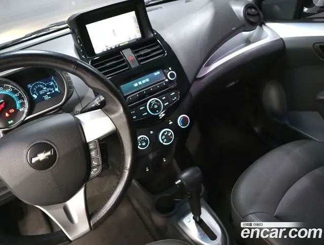 Chevrolet Spark 2013 1.0 автомат (гидро), миниатюра 11