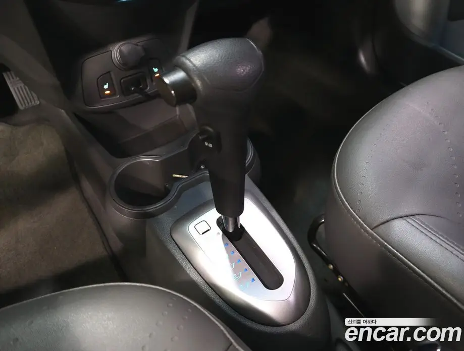Chevrolet Spark 2013 1.0 автомат (гидро), фото 17