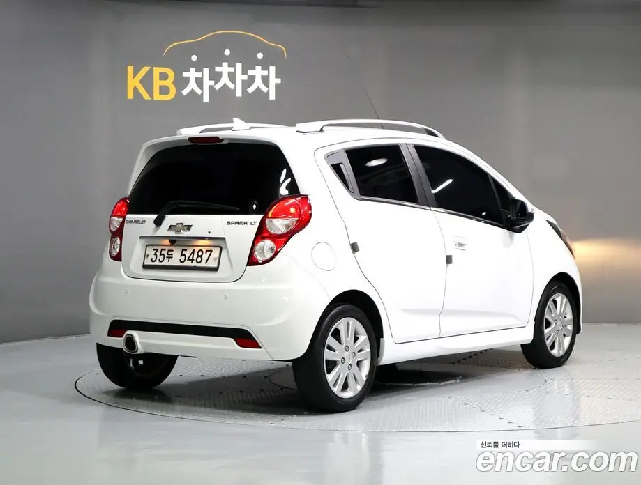 Chevrolet Spark 2013 1.0 автомат (гидро), фото 3